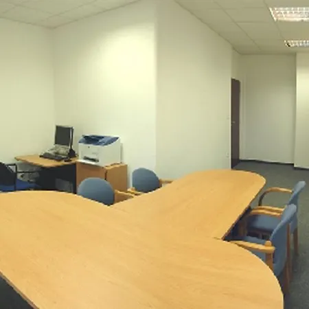 Hotel Premium Business 4*