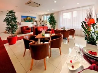 Premium Business Hotel 4*