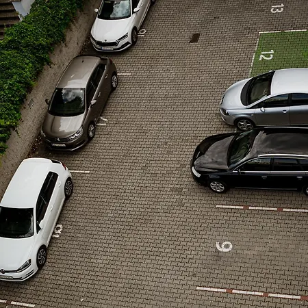 Premium Business Pressburg