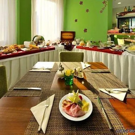 Premium Business Hotel 4*